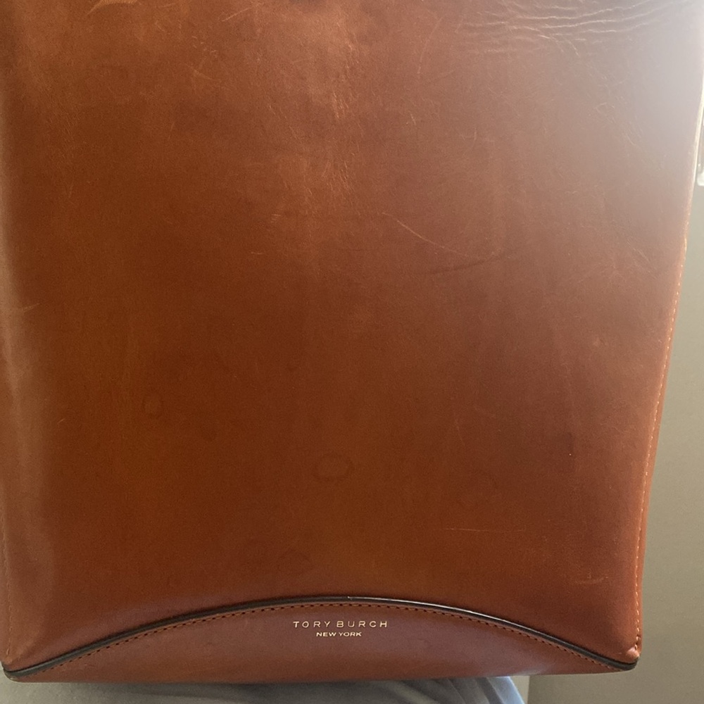 Tory Burch brown tote bag: shoulder bag - Picture 3 of 16